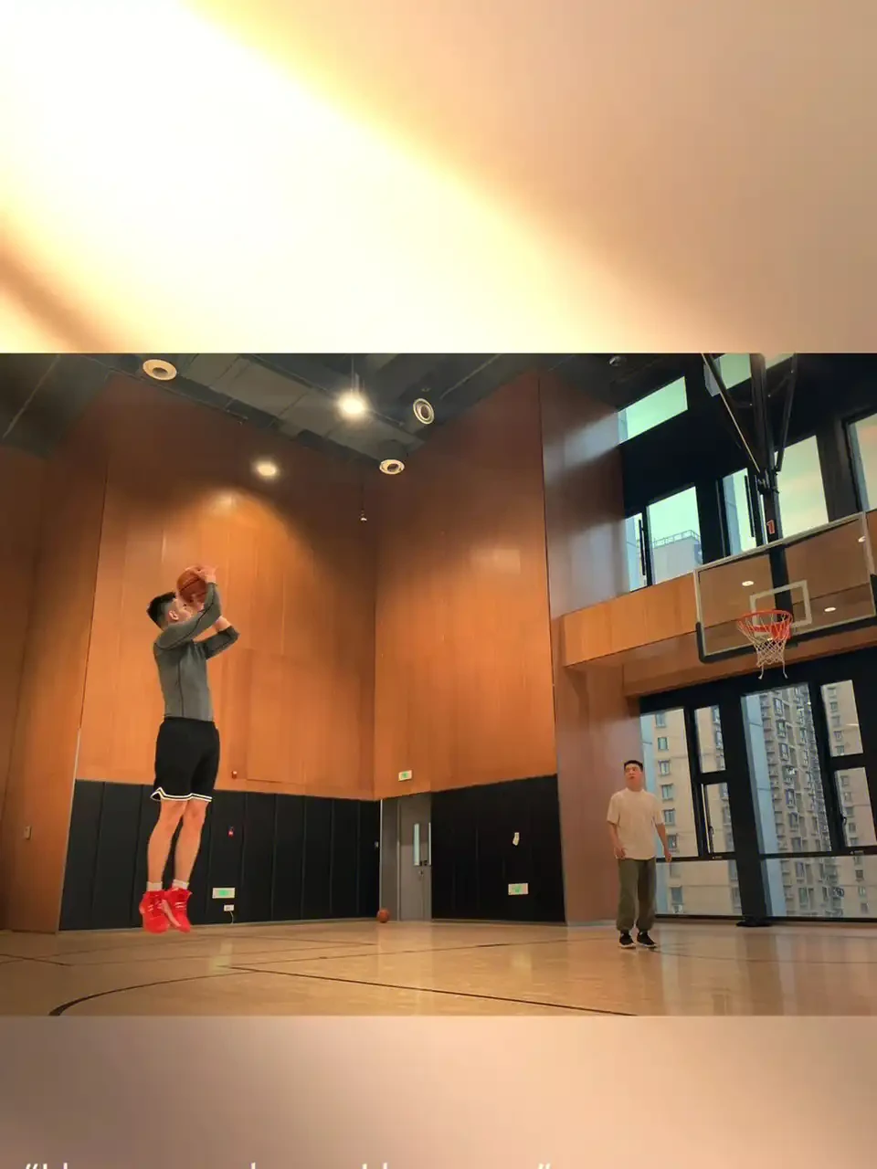为什么智能穿戴设备对篮球运动员发展重要_0
